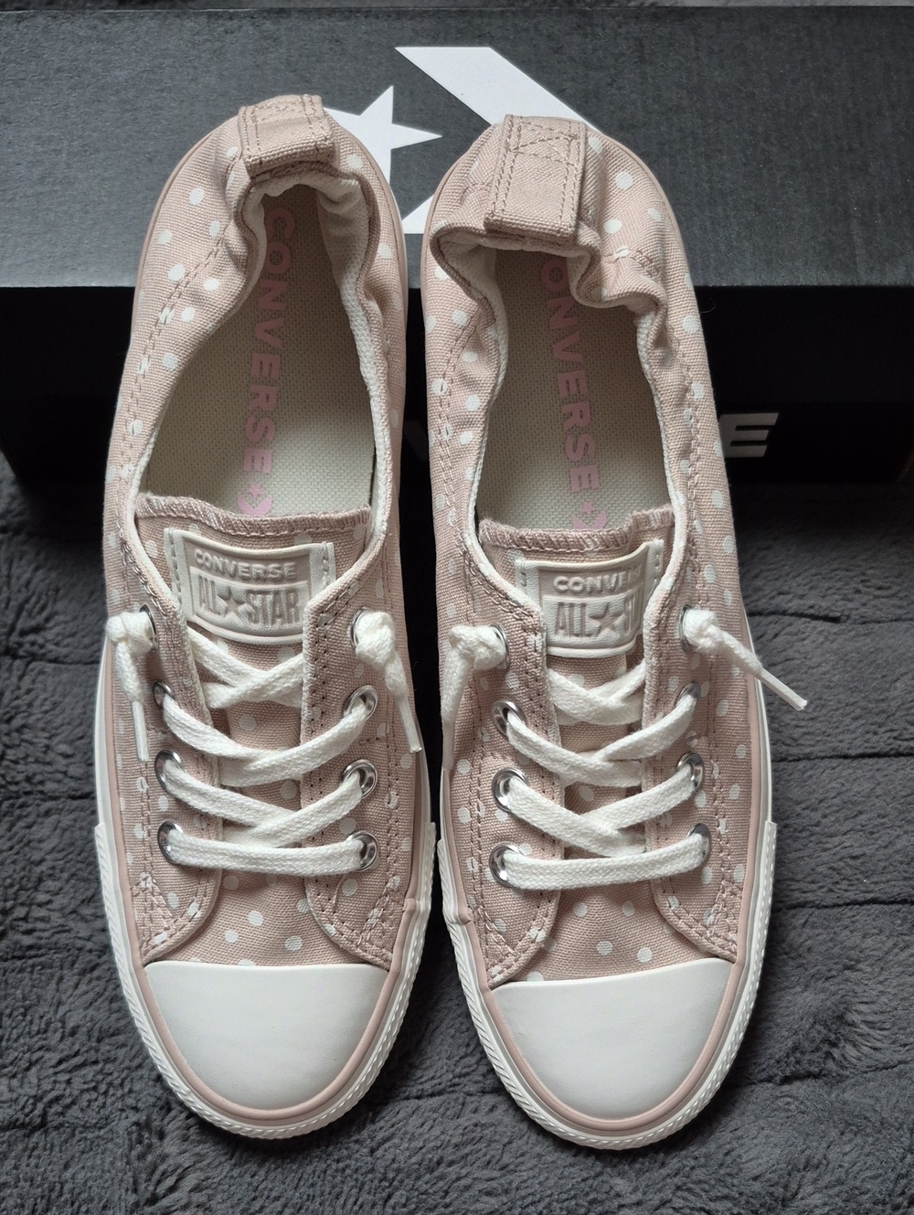 CTAS Shoreline Slip On Polka Dot Top Sneakers In Warm Clay, Size 8.5, New In Box